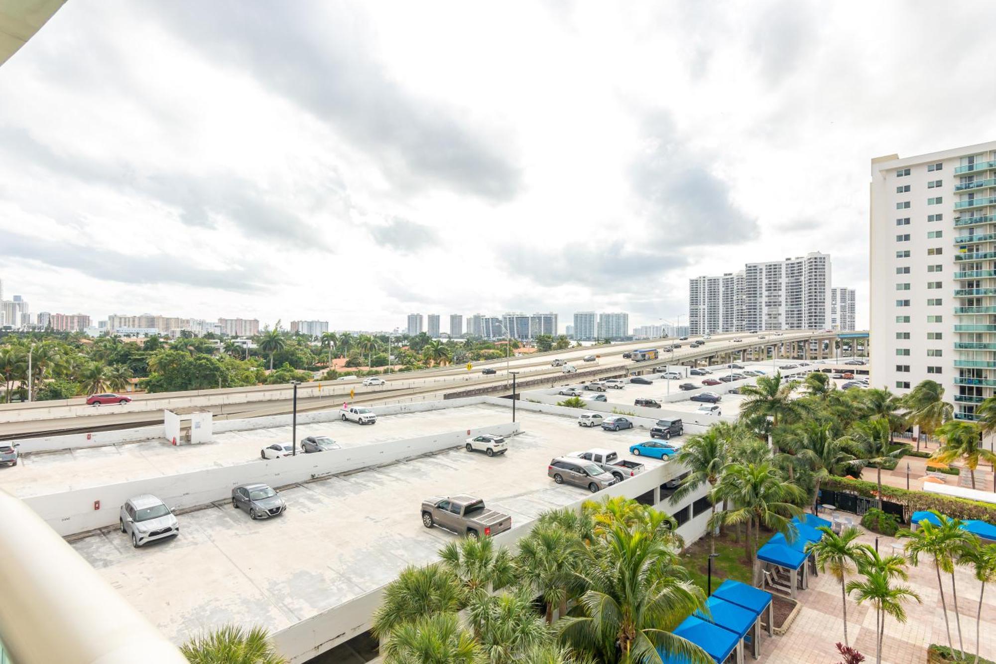 Ocean Reserve Sunny Isles Beach Eksteriør billede
